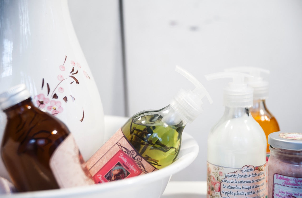 SHAMPOO NUTRITIVO Y REGENERADOR